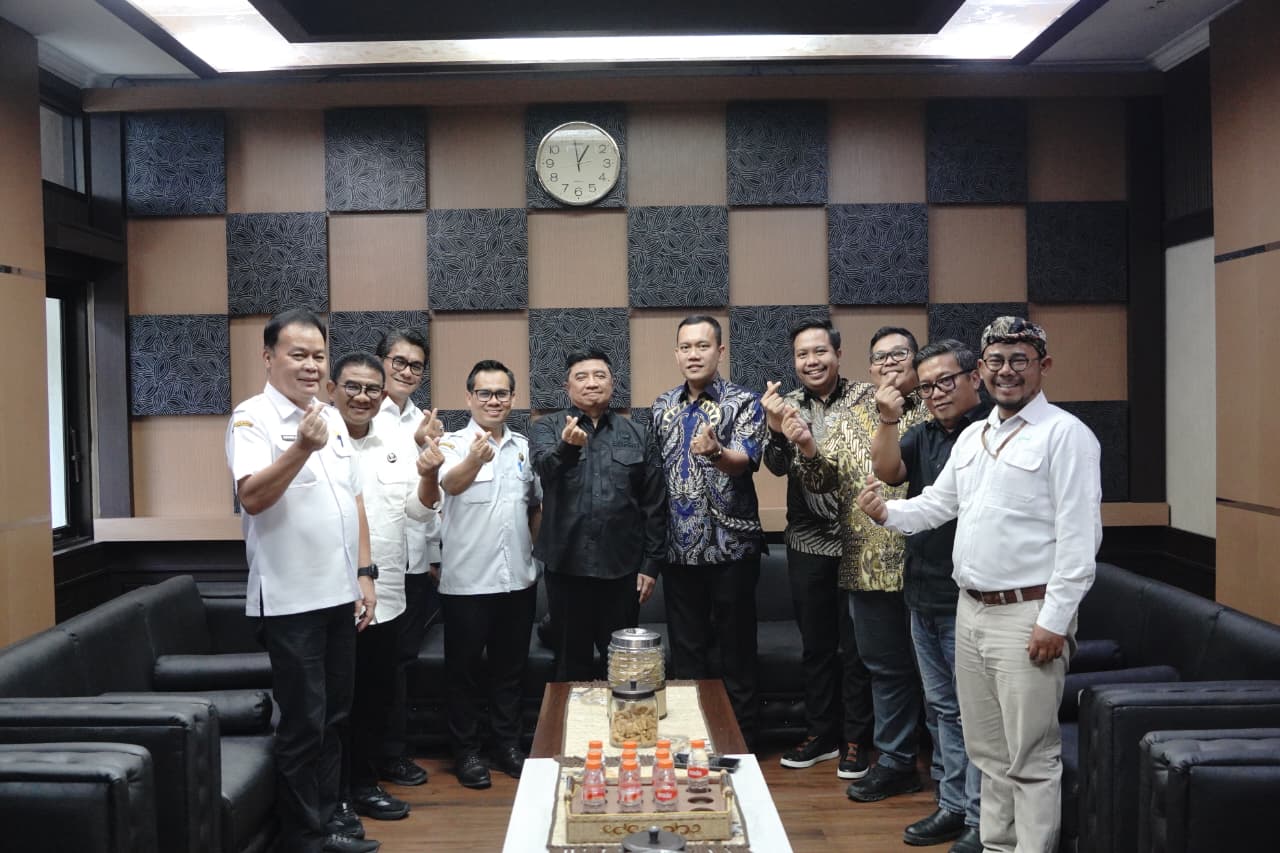 Bupati Garut Bahas Pengembangan TWA Papandayan